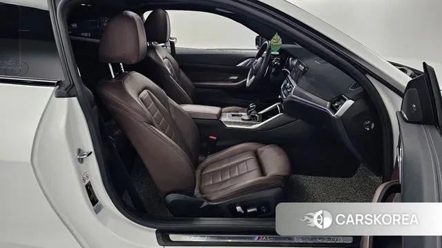 BMW 4 Series (G22) 2021 Белый из Кореи, фото 2