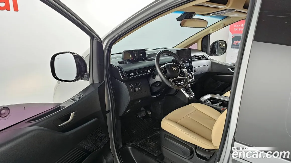 Hyundai Staria 2022 Серебряный из Кореи, фото 2