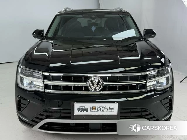 Volkswagen Tourang 2024 Черный из Китая, фото 2