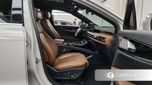 Lincoln Nautilus First generation 2023 Серебристо-серый из Кореи, фото 2