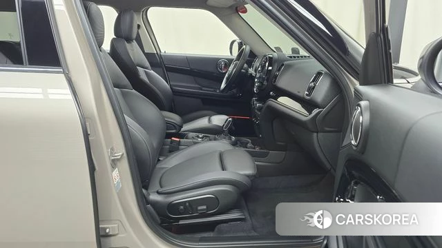 Mini Cooper Countryman 2022 Коричневый из Кореи, фото 2