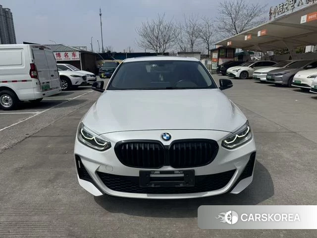 BMW 1 series 2021 Белый из Китая, фото 2