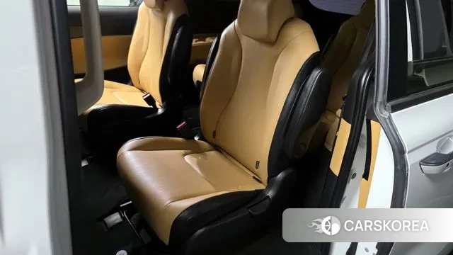 Kia Carnival 4th generation 2022 Белый из Кореи, фото 2