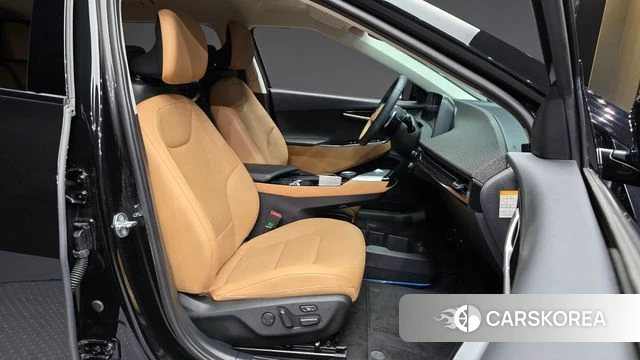 Kia EV6 2023 Черный из Кореи, фото 2