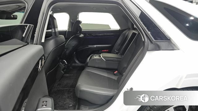 Hyundai Grandeur Hybrid (GN7) 2024 Белый из Кореи, фото 2