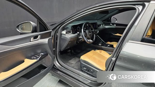 Kia K5 3rd generation 2021 Серый из Кореи, фото 2