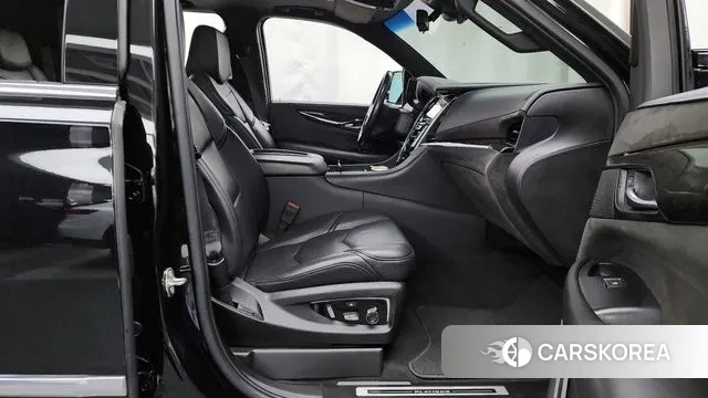 Cadillac Escalade 2019 Черный из Кореи, фото 2