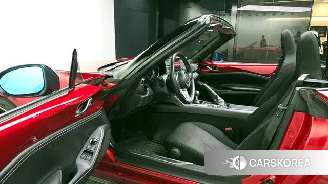 Mazda MX-5 MIATA 2021 Красный из Кореи, фото 2