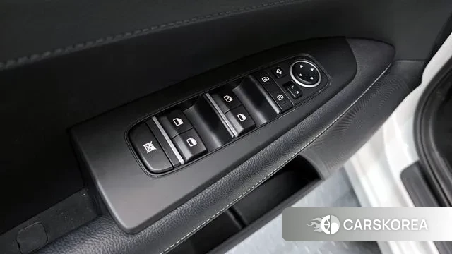 Kia The New K3 2nd generation 2024 Белый из Кореи, фото 2