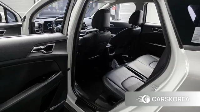 Kia Sportage 5th Generation 2022 Белый из Кореи, фото 2