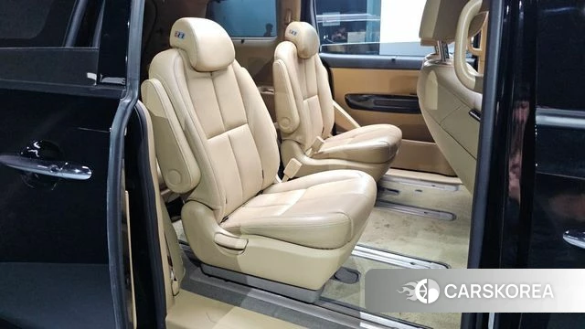Kia The New Carnival 2018 Черный из Кореи, фото 2