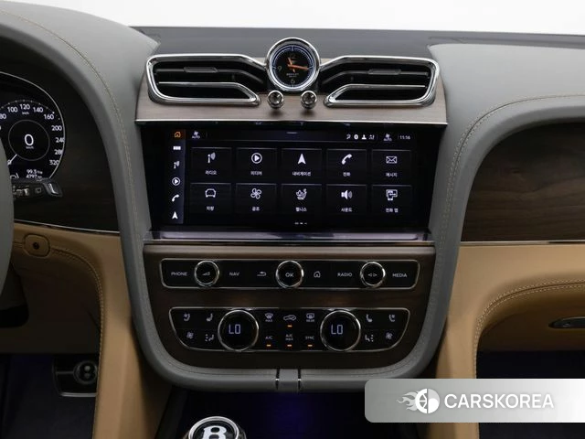 Bentley Bentayga 2025 Жемчужный цвет из Кореи, фото 2
