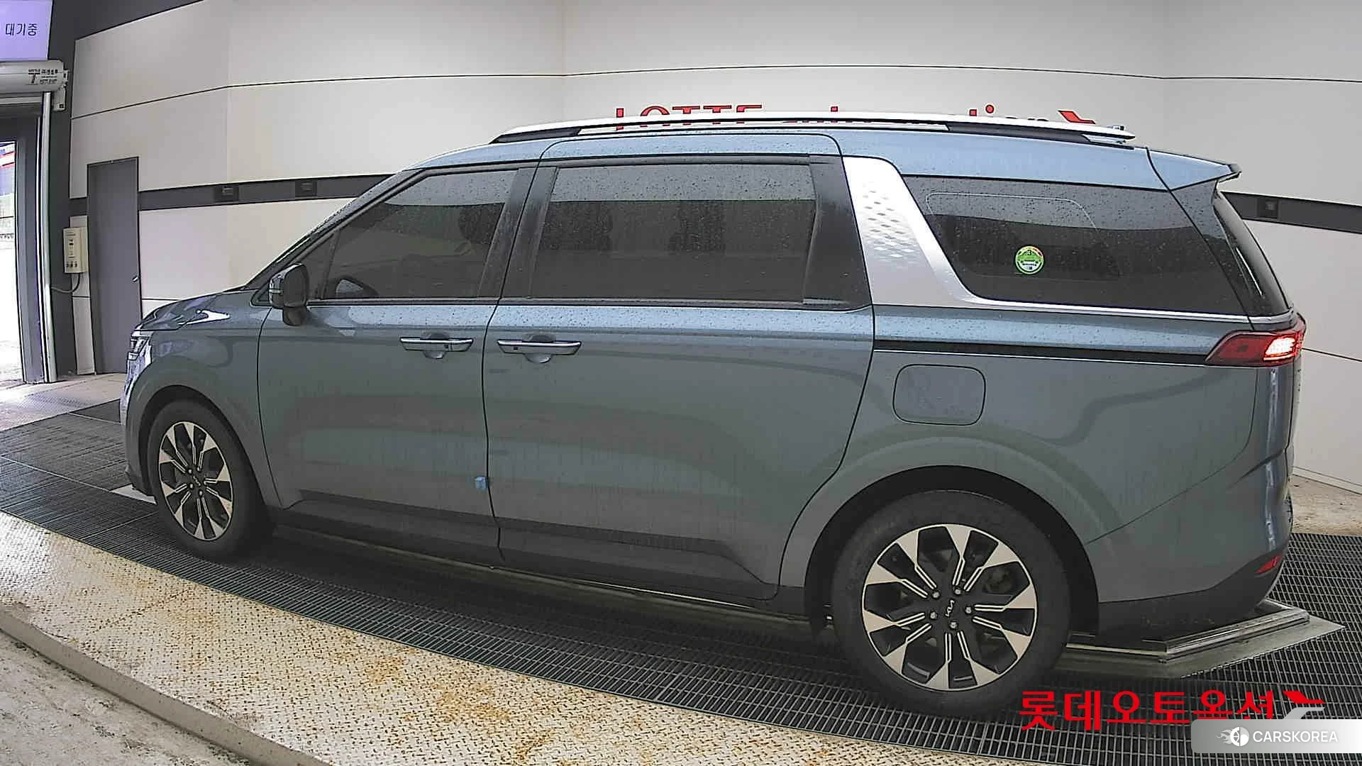 Kia Carnival 2023 Другое из Кореи, фото 2