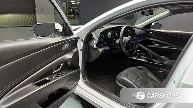 Hyundai Avante (CN7) 2021 Белый из Кореи, фото 2