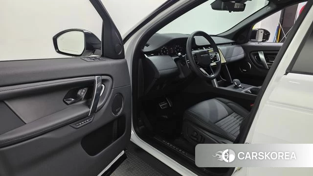 Land Rover Discovery Sports 2nd Generation 2025 Белый из Кореи, фото 2