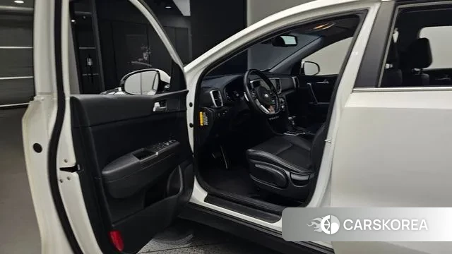 Kia Sportage The Bold 2018 Белый из Кореи, фото 2