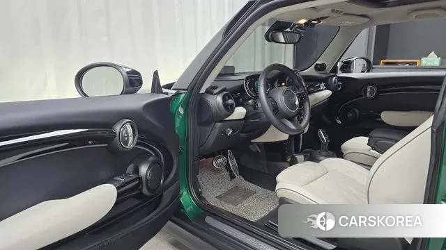 Mini Cooper S id 2889472 из Кореи 2