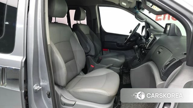 Hyundai The New Grand Starex 2018 Серебряный из Кореи, фото 2