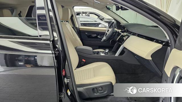 Land Rover Discovery Sports 2nd Generation 2024 Черный из Кореи, фото 2