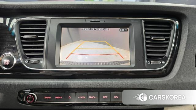 Kia The New Carnival 2018 Серебристо-серый из Кореи, фото 2