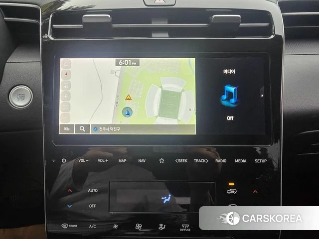 Hyundai Tucson (NX4) 2022 Белый из Кореи, фото 2