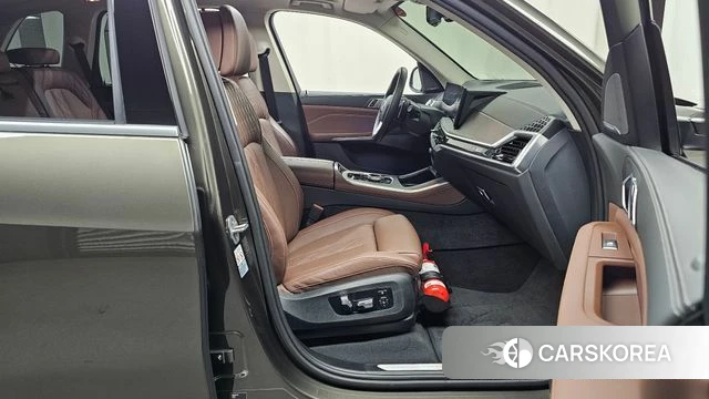 BMW X5 (G05) 2024 Цвет тростника из Кореи, фото 2