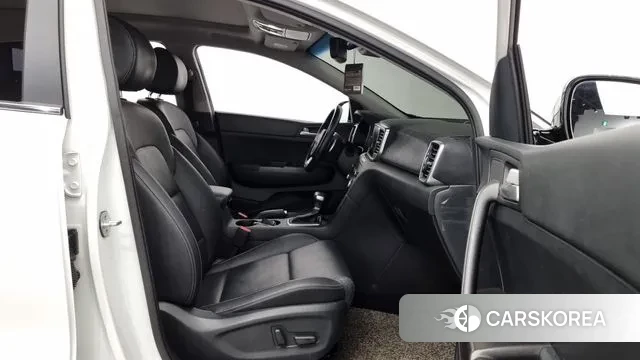 Kia Sportage The Bold 2018 Белый из Кореи, фото 2