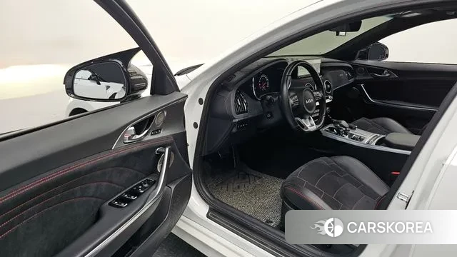 Kia Stinger Meister 2023 Белый из Кореи, фото 2