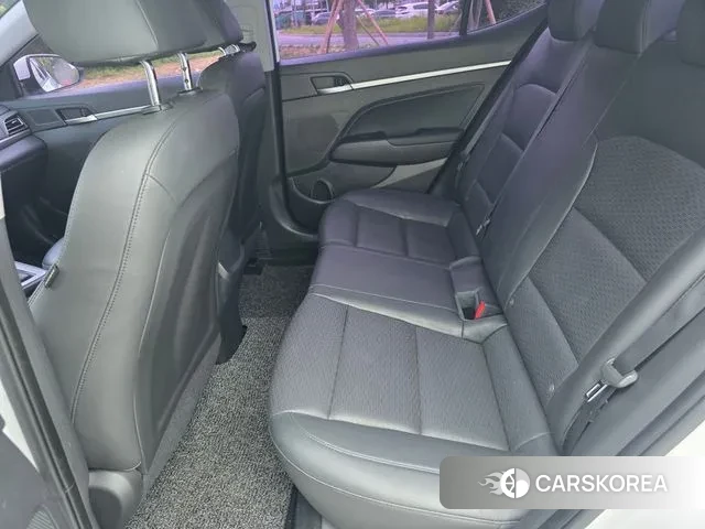 Hyundai Avante AD 2019 Белый из Кореи, фото 2