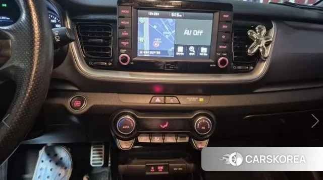 Kia Stonic 2018 Белый из Кореи, фото 2