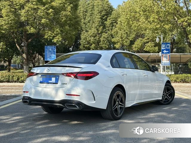 Mercedes-Benz Class C 2024 Белый из Китая, фото 2