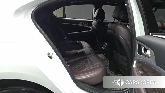 Genesis The New G70 Shooting Brake 2023 Белый из Кореи, фото 2