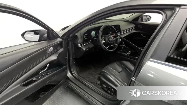 Hyundai Avante Hybrid (CN7) 2022 Серый из Кореи, фото 2