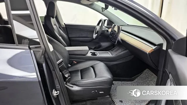 Tesla Model Y 2021 Серый из Кореи, фото 2