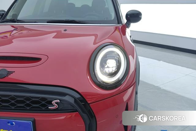 MINI MINI 2022 Красный из Китая, фото 2