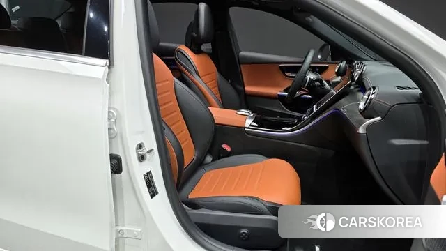 Mercedes-Benz C-Class W206 2025 Белый из Кореи, фото 2