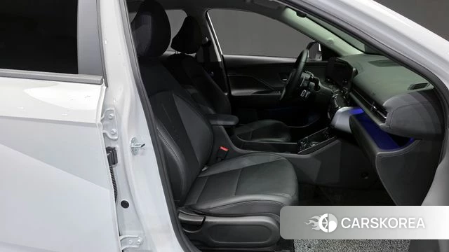 Hyundai Kona (SX2) 2025 Белый из Кореи, фото 2