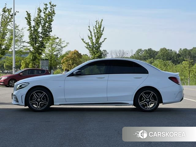 Mercedes-Benz Class C 2021 Белый из Китая, фото 2