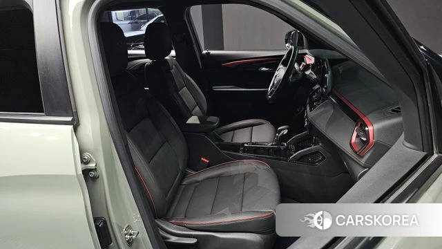 Chevrolet (GM Daewoo) The New Trail Blazer 2024 Светло-зеленый из Кореи, фото 2