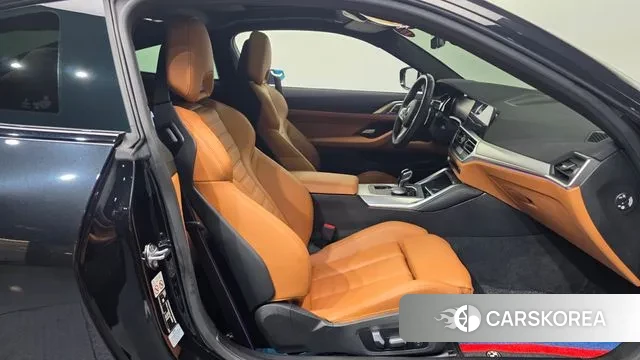 BMW 4 Series (G22) 2022 Черный из Кореи, фото 2