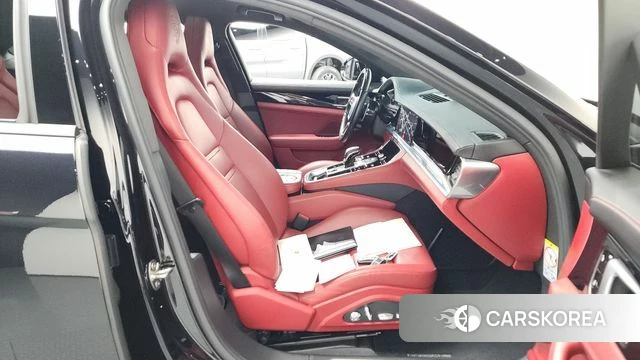 Porsche Panamera (971) 2018 Черный из Кореи, фото 2