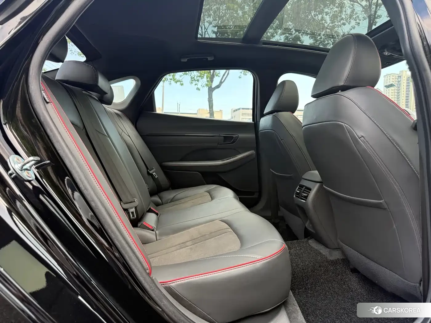 Hyundai Sonata 2024 Черный из Китая, фото 2