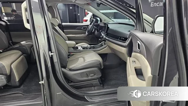 Kia The New Carnival 4th Generation 2024 Серый из Кореи, фото 2