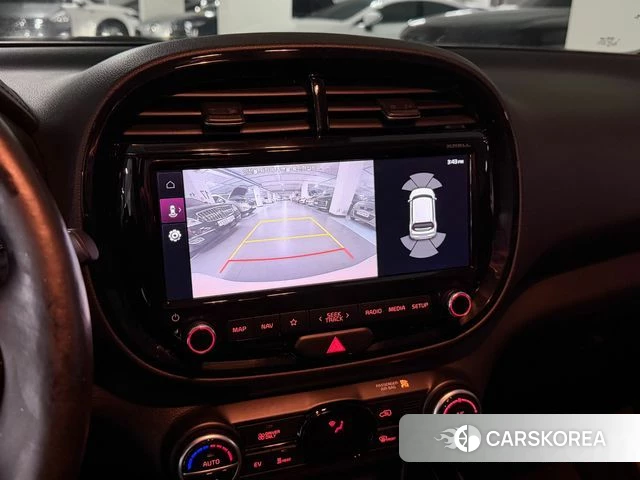 Kia Soul Booster EV 2019 Белый из Кореи, фото 2