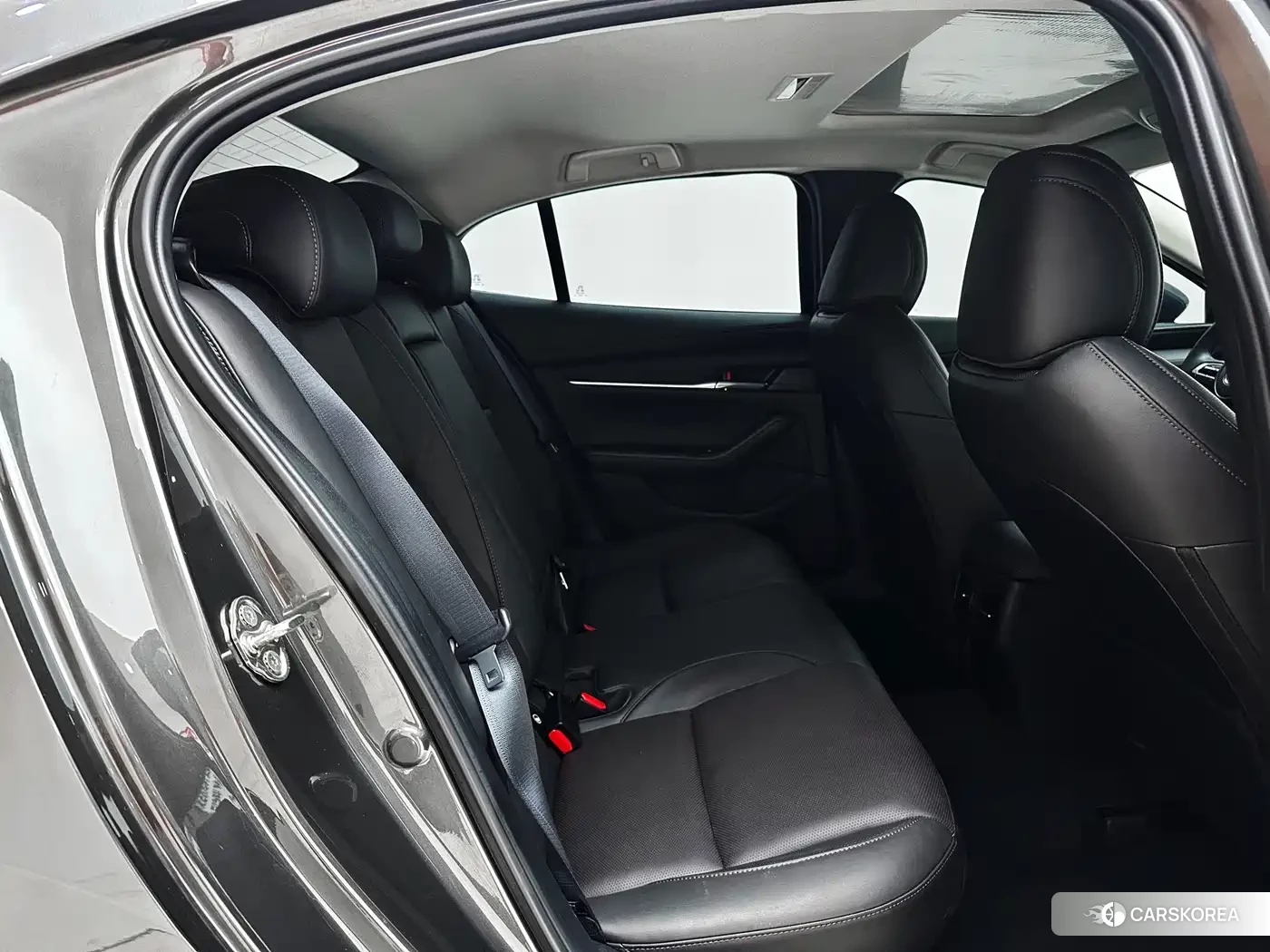 Mazda 3 2023 Silver/gray из Китая, фото 2