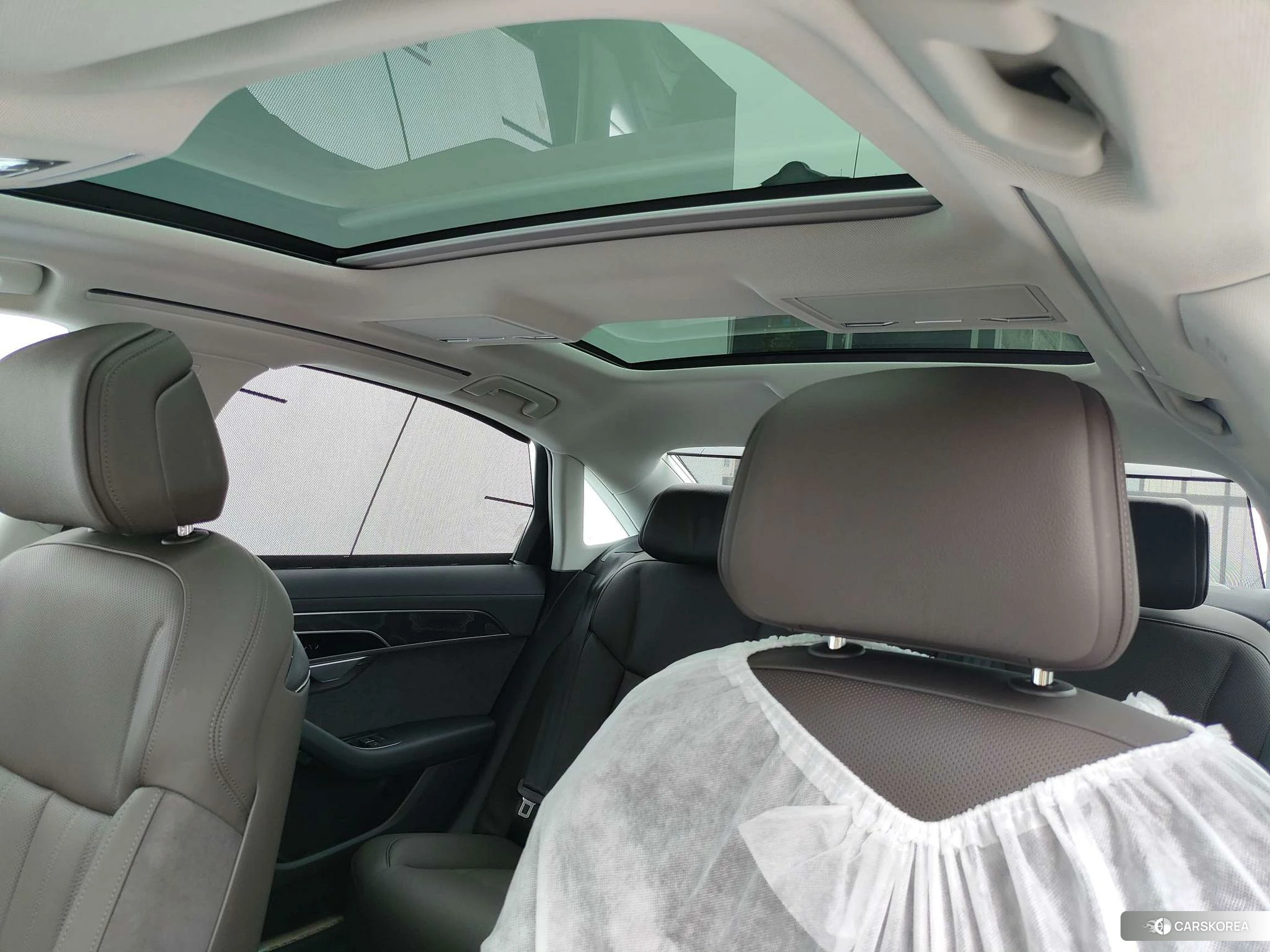 Audi A8 2024 Черный из Китая, фото 2