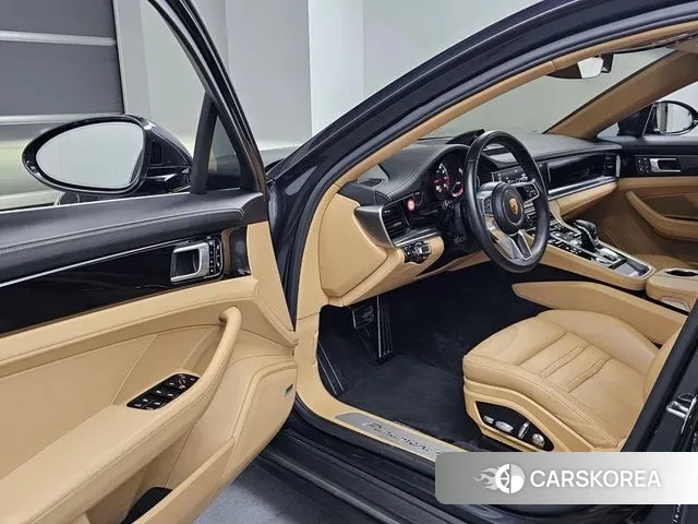 Porsche Panamera (971) 2018 Серый из Кореи, фото 2