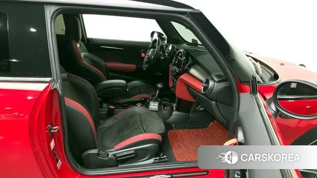 Mini Cooper S 2018 Красный из Кореи, фото 2