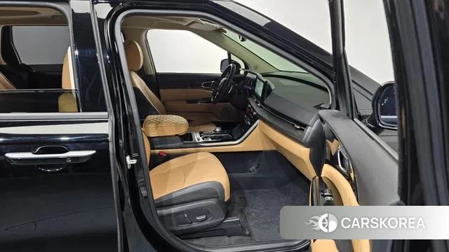 Kia Carnival 4th generation 2023 Черный из Кореи, фото 2