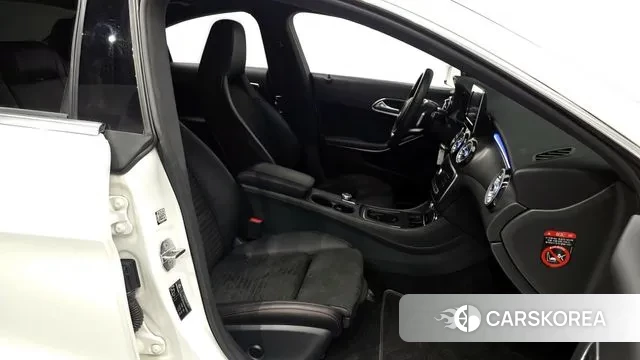 Mercedes-Benz CLA-Class C117 2018 Белый из Кореи, фото 2